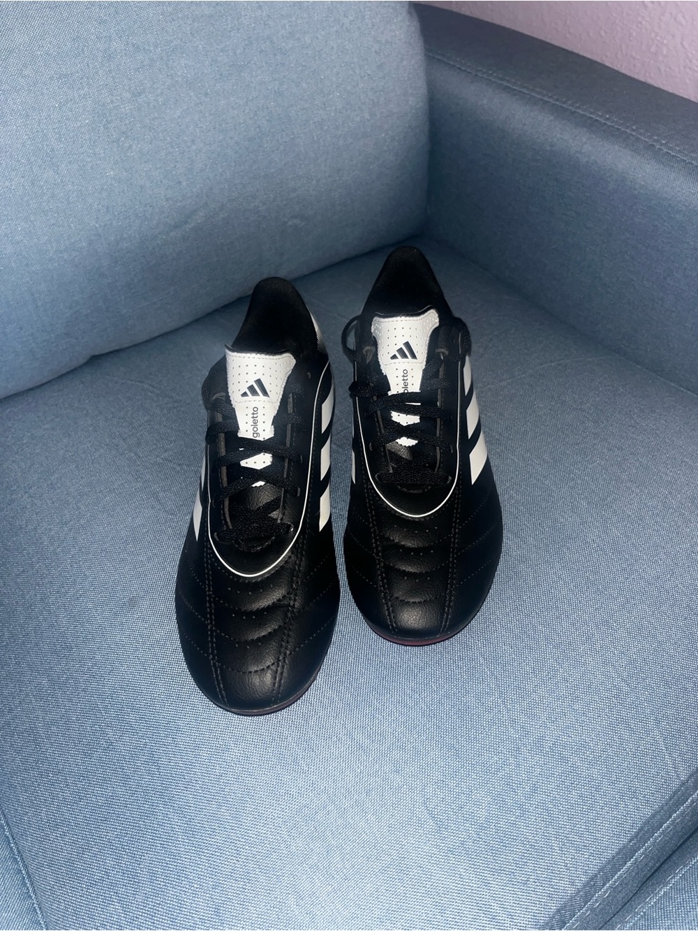 NWOT Adidas Men’s Black and White Soccer Shoes